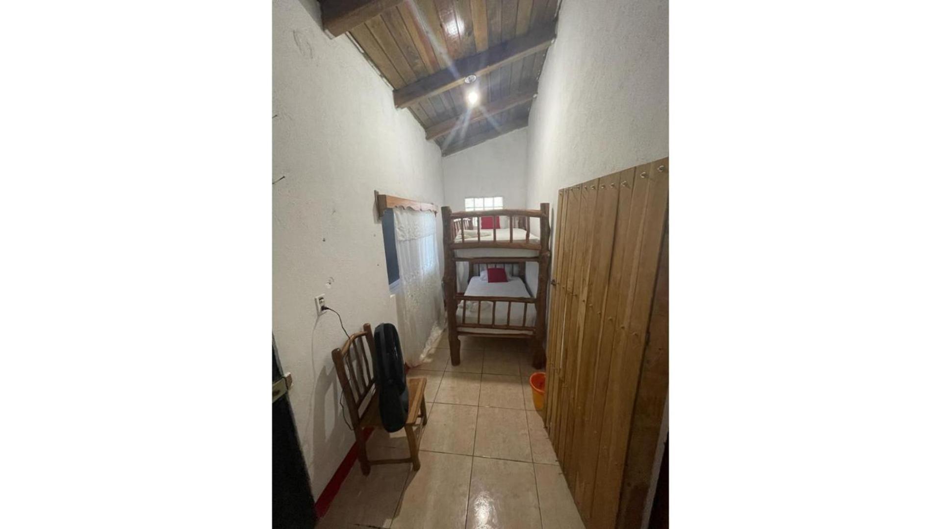 Hostal Blood Moon Rio Dulce Town Esterno foto